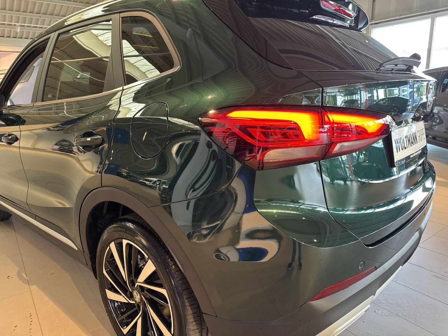 Fahrzeugabbildung MG ZS Hybrid+ LUXURY AT MY25 TOP FINANZ* Navi 360 C