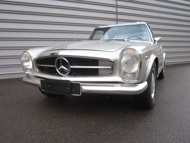 Mercedes-Benz 280