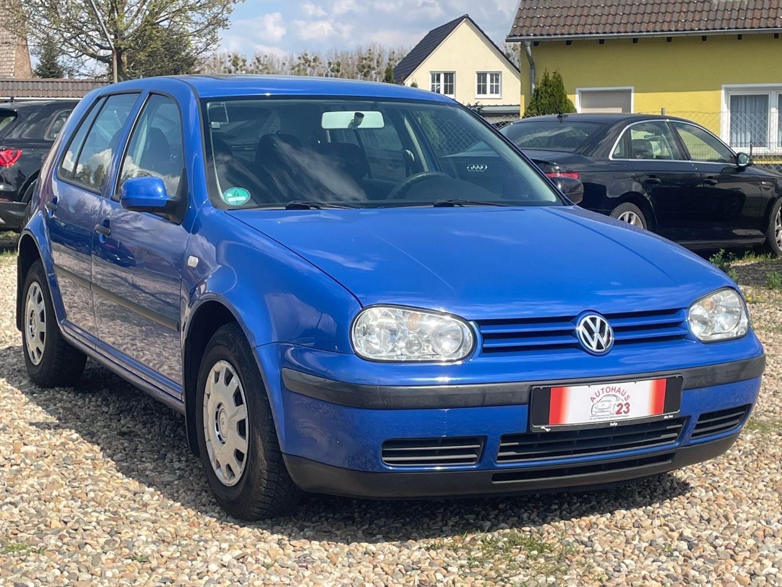 Volkswagen Golf 1.6 Auto Trendline/TUV-Neu/