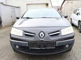 Renault Megane CABRIO 1.6 DYNAMIC / LEDER - Renault Megane aus 2006: Cabrio