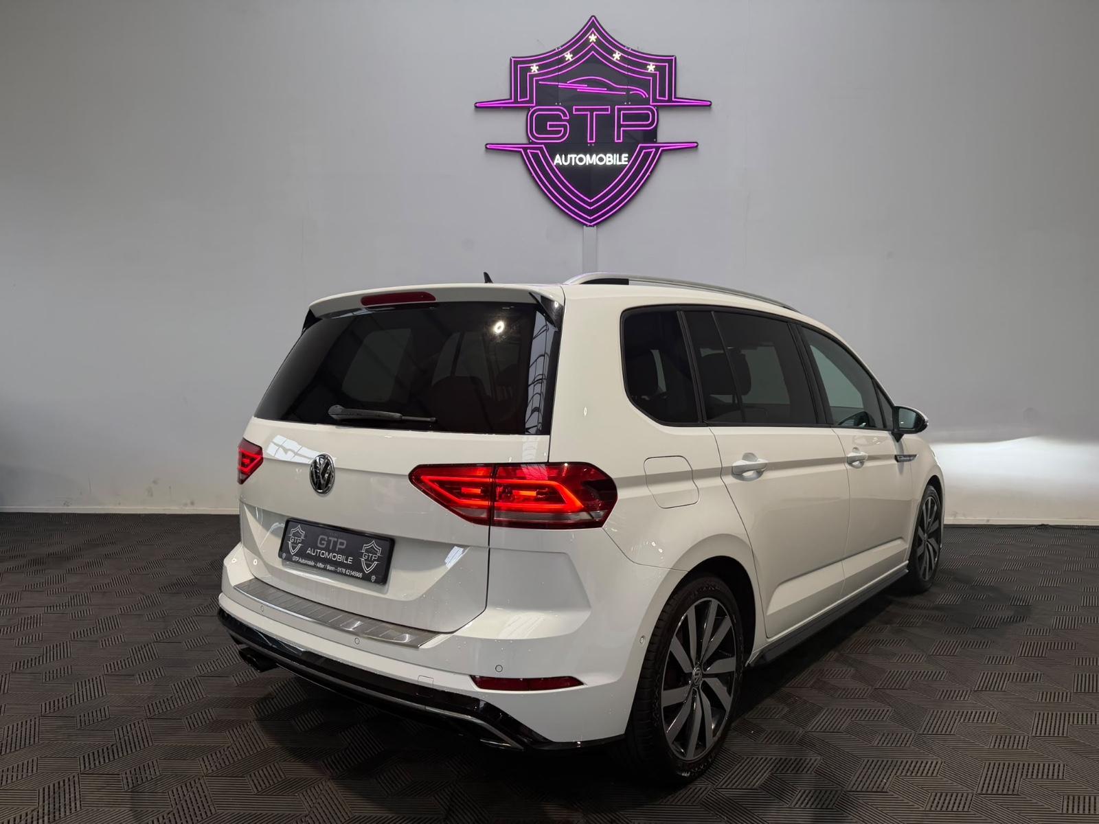 Volkswagen Touran *R-line*7Sitzer*ACC*AHK*R.Kam*