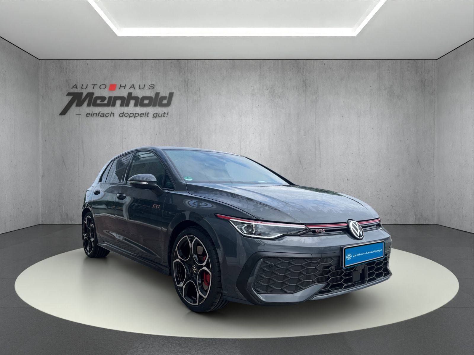 Volkswagen Golf GTI 2.0 TSI DSG, Standh., Area View, Alu 19 foto 2