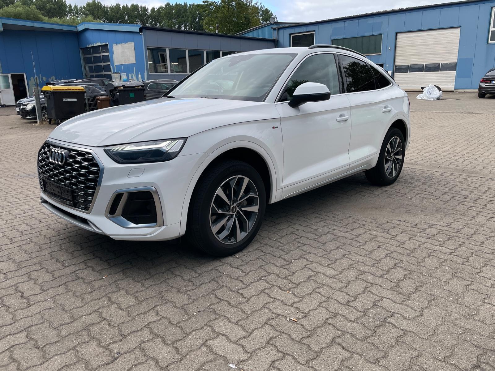 Audi Q5Sportback40 TDIquattro S line-Leder-AHK-Matrix