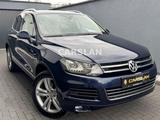 Volkswagen Touareg V6 TDI BMT LED+NAVI+AHK+LEDER+R.KAM+XENO - Volkswagen Touareg aus 2010: TDI
