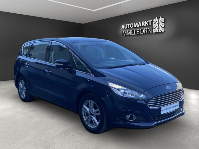 Ford S-Max Titanium Navi*LED*Kamera*DAB*TW*17*Panoram