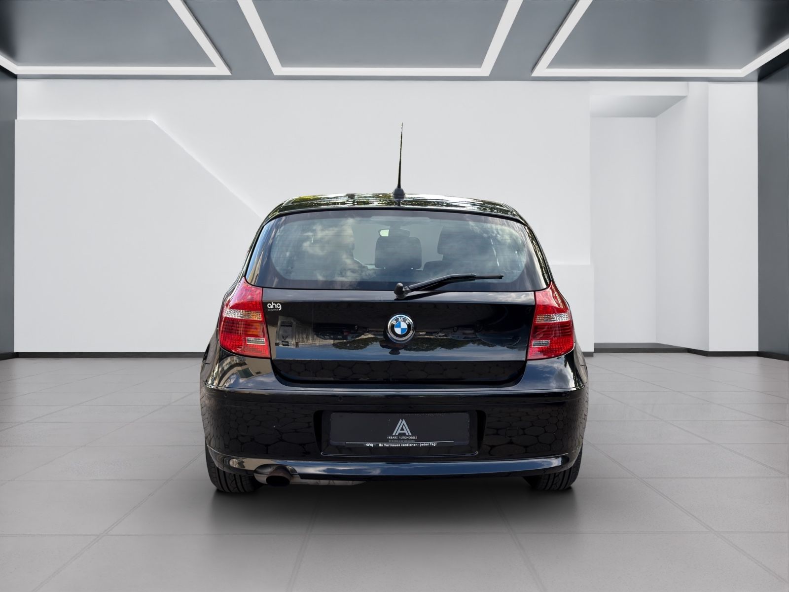 Fahrzeugabbildung BMW 118 1 Limousine*2.Hand*Automatik*Xenon*