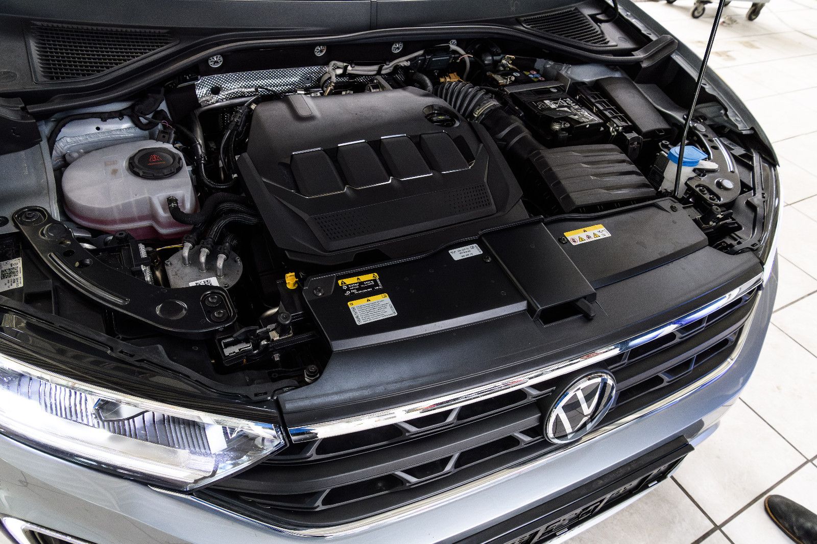 Fahrzeugabbildung Volkswagen T-Roc Goal+LED+AHK+GJR+NAVI+SHZ+AHK+ACC+