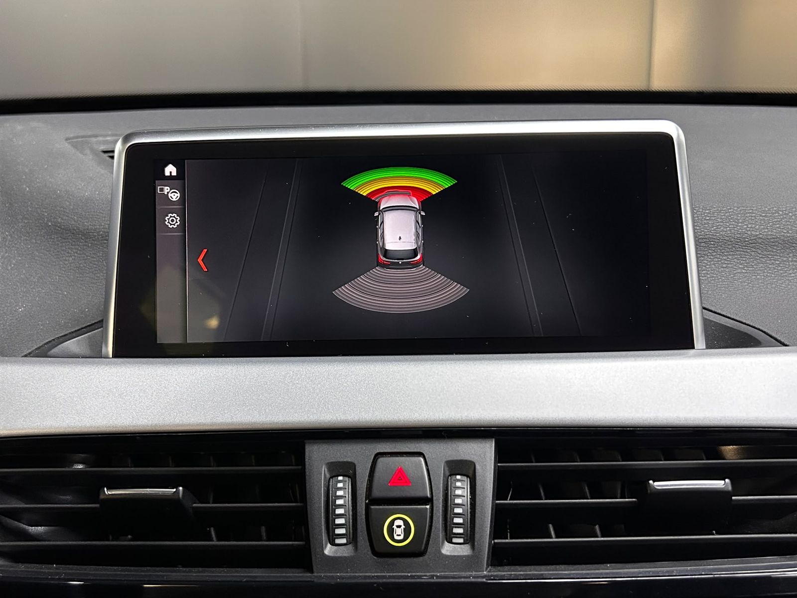 Fahrzeugabbildung BMW X1 25e xDr Advant LEDER+LED+NAVI+SHZ+ACC+PDC+MF+