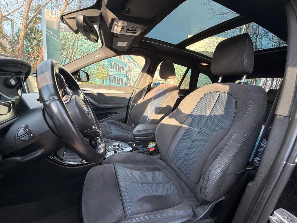 Image of BMW X1