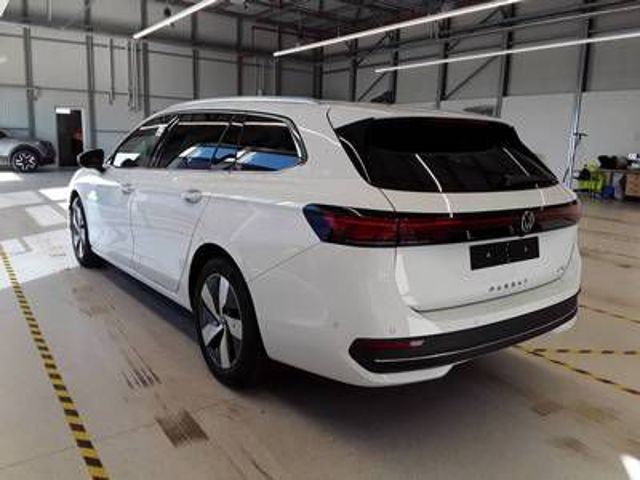 Volkswagen Passat 1.5 TSI DSG Business AHK LED NAV SHZ foto 3