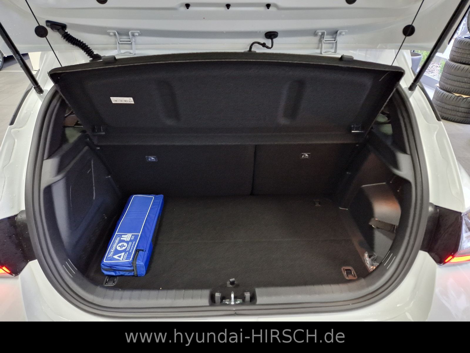 Fahrzeugabbildung Hyundai i20N Performance 1.6 TGDI Assistenz NAVI LED RFK