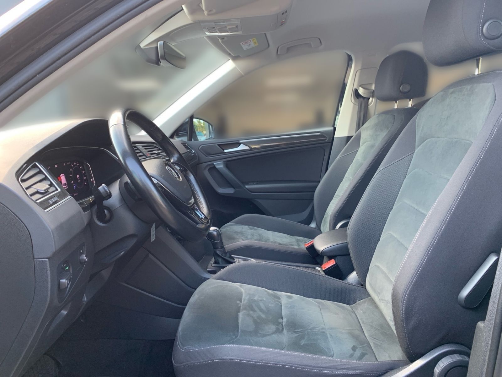 Fahrzeugabbildung Volkswagen Tiguan 1.5 TSI 7-DSG Highline OPF Navi AHK