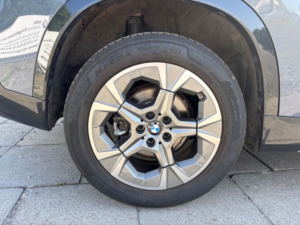 BMW X1 20dsDrive xLine Glasdach AHK el. Har/Kar Navi foto 3