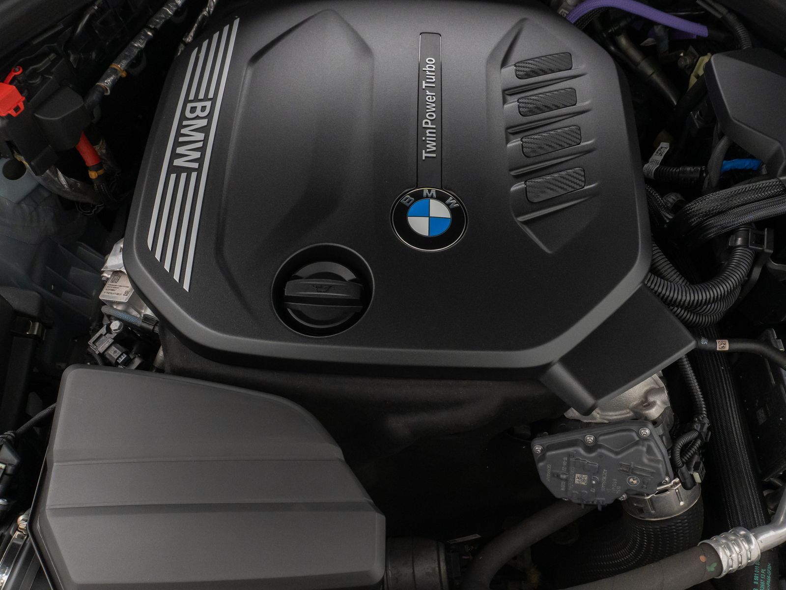 Fahrzeugabbildung BMW 320d MSport Kamera DAB HiFi Komfort Leder 19Zoll