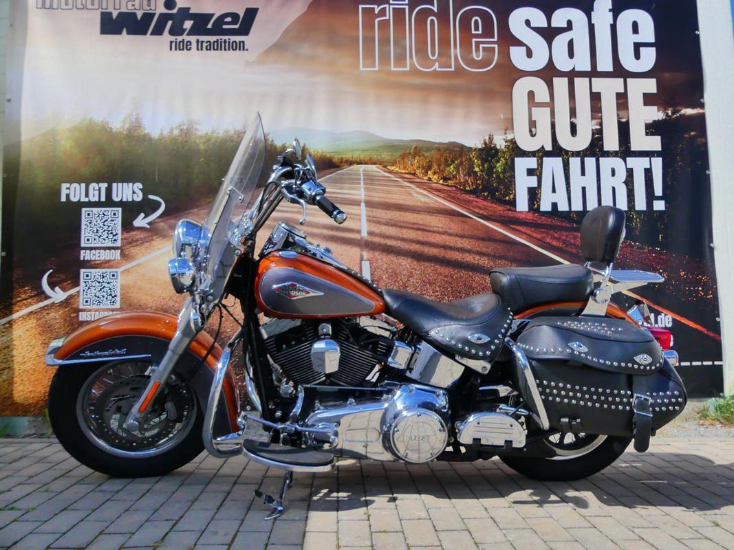 Harley-Davidson Softail Heritage Classic FLSTC 