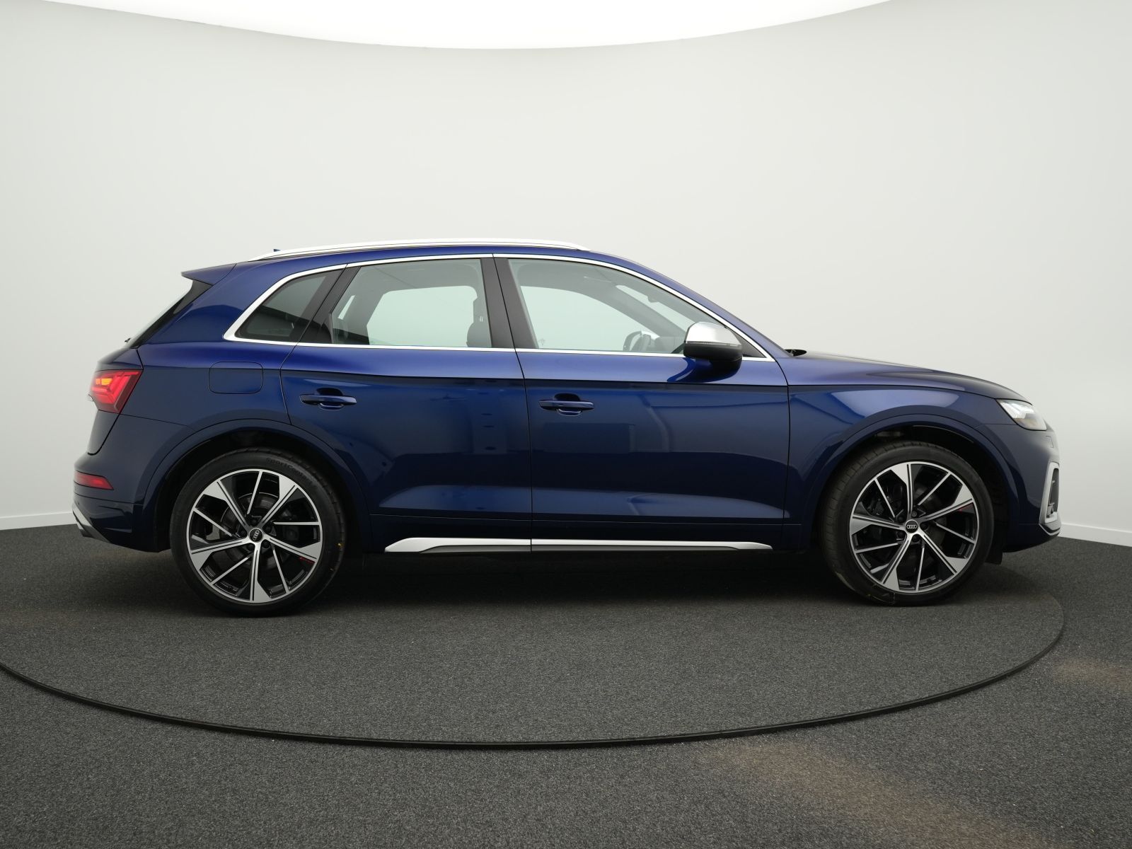 Audi SQ5 - Bild 12