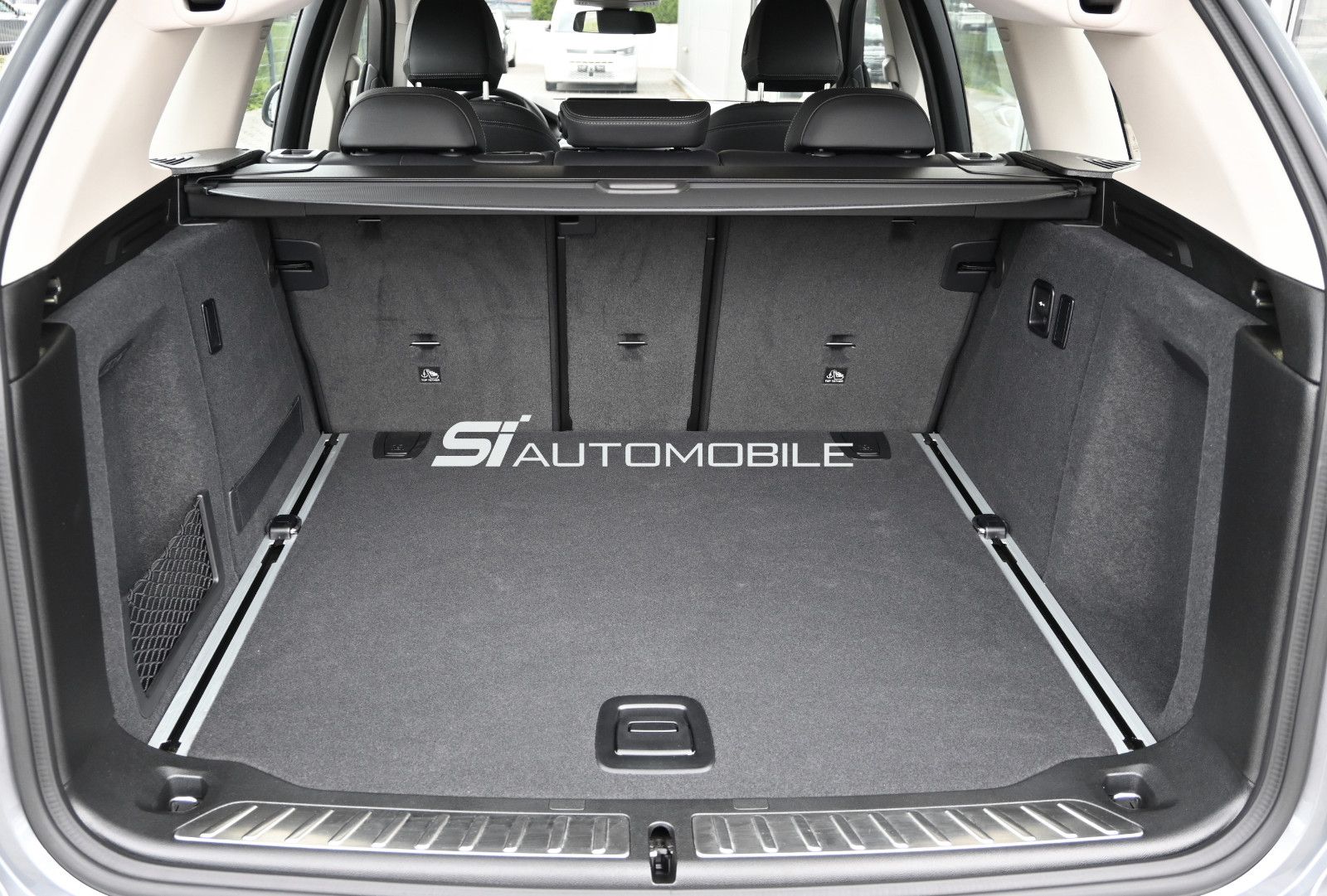 Fahrzeugabbildung BMW X3 xDr.20d °AHK°HUD°MEMO°SITZKLIMA°STANDHZG°360°