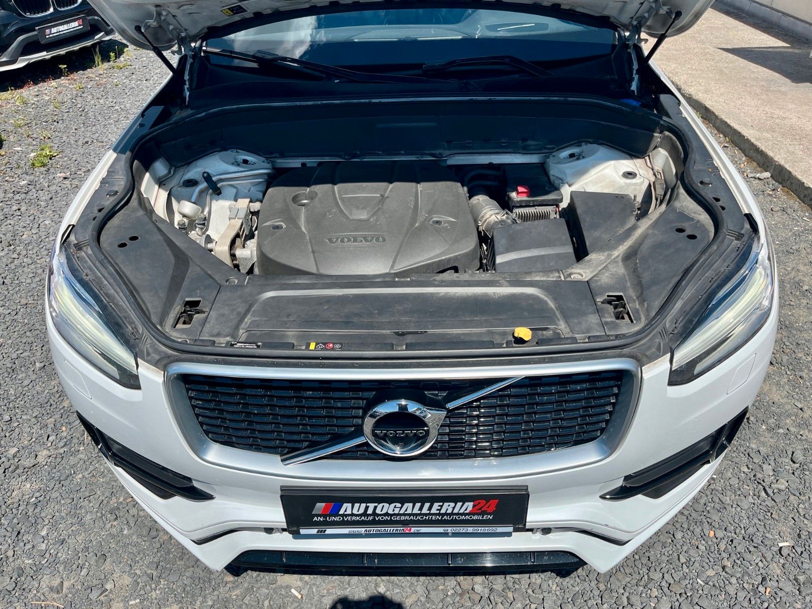 Fahrzeugabbildung Volvo XC90 R DESIGN AWD Navi Leder Pano LED *7-SITZER*