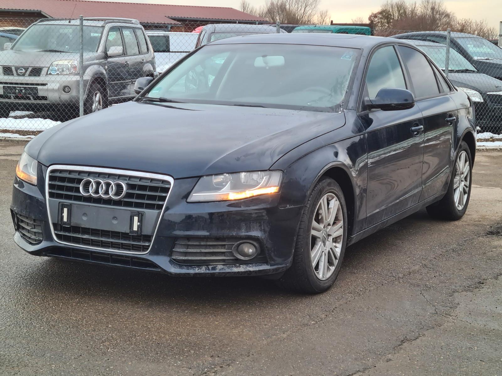 Audi A4 Lim. Attraction Automatik Stdhzg.
