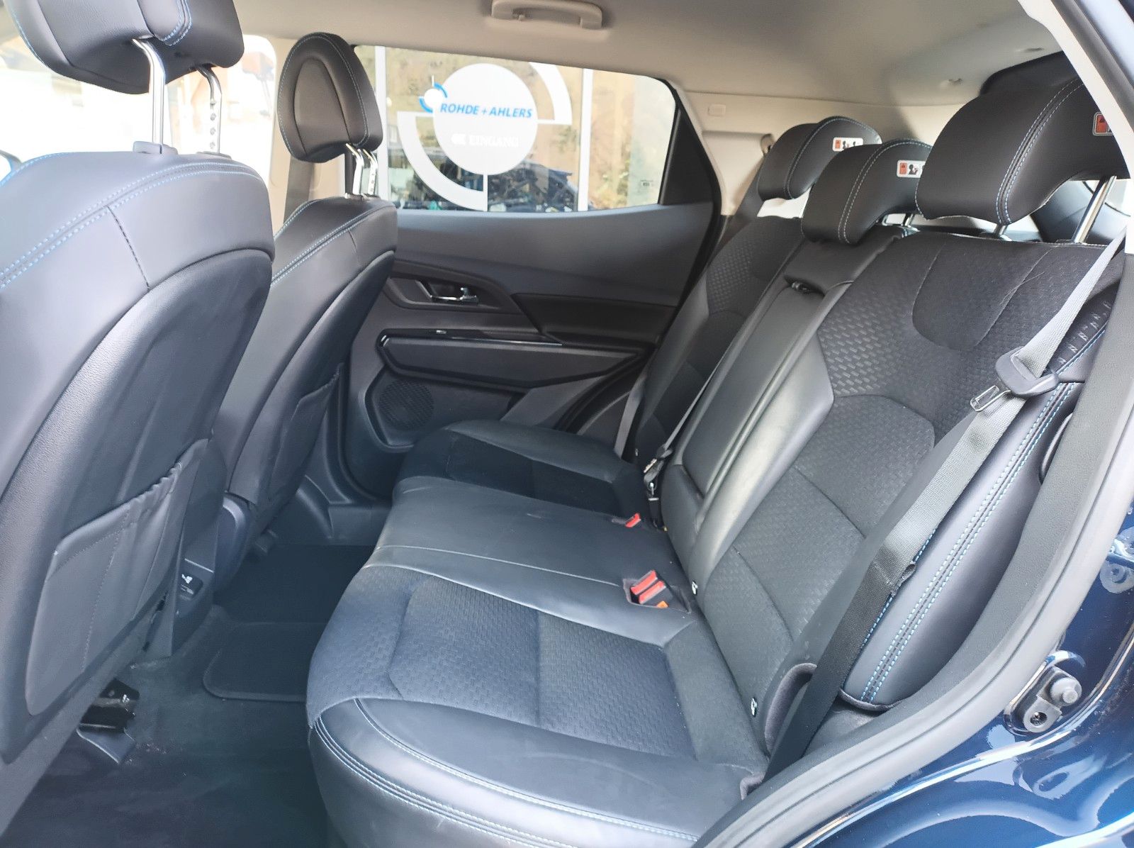 Fahrzeugabbildung Ssangyong Korando e-Motion PLATINUM +T.LEDER+ABSTANDSPILOT