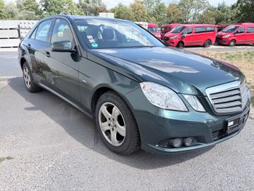 Mercedes E 220 - 3