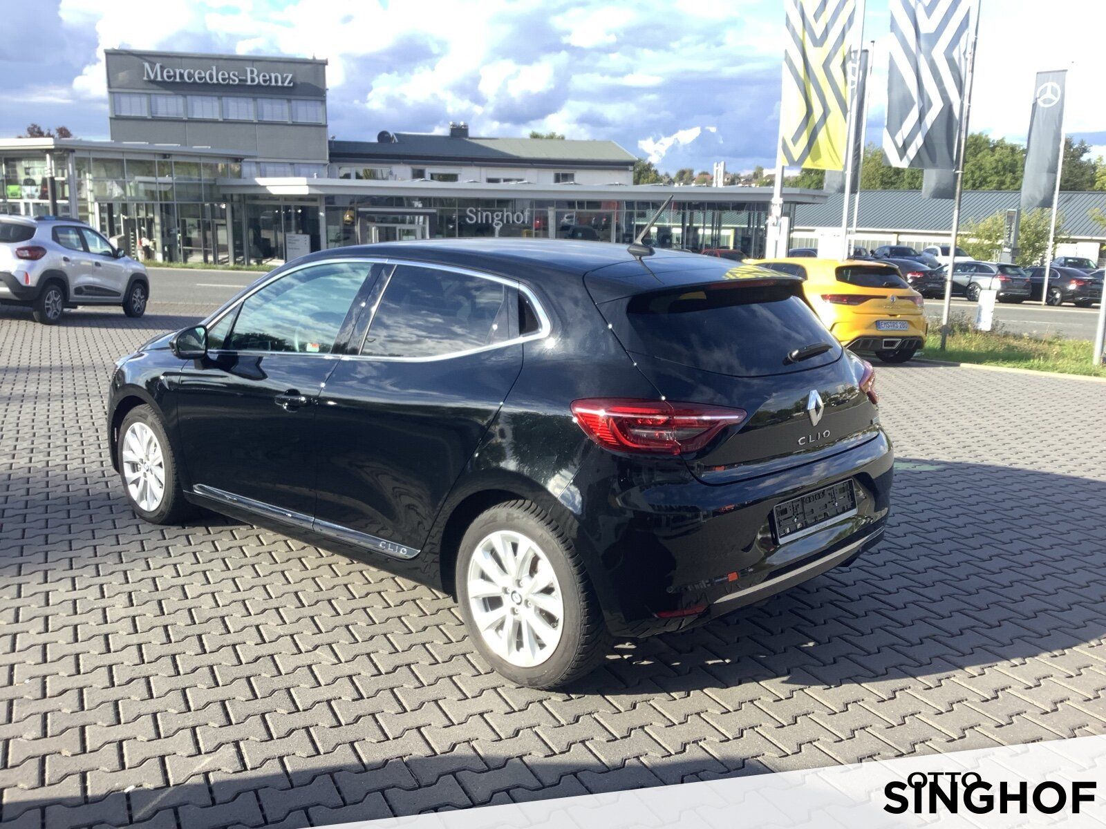 Fahrzeugabbildung Renault Clio V 1.6 E-TECH Hybrid 140 Intens (Euro 6d)