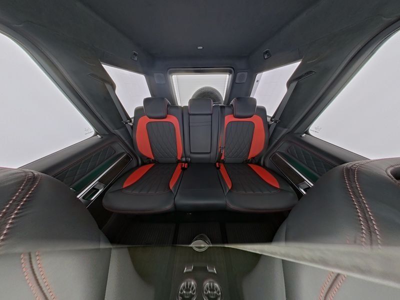 Fahrzeugabbildung Mercedes-Benz G450d Superior Prof.Reserverad Carbon MLED Night