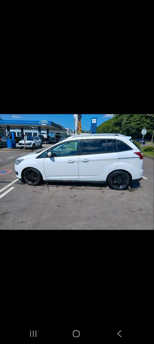 Ford Grand C-MAX 2015 — interior