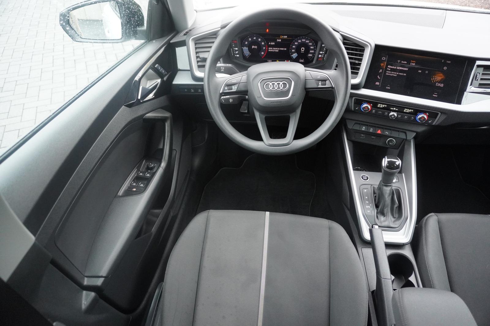 Audi A1 Sportback 30 TFSI s-tronic LED Sitzheizung, миниатюра 13