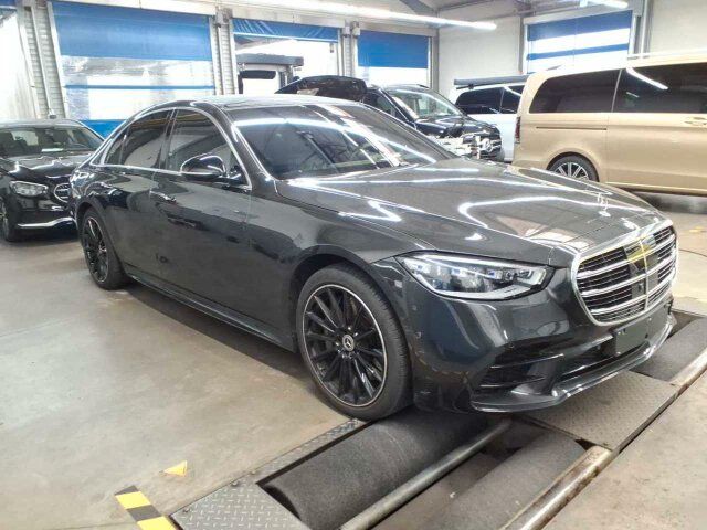 Fahrzeugabbildung Mercedes-Benz S 580e AMG+Pano+Digital+Burm+3D+AirM+HUD+360+
