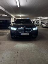 BMW X6 M50i | Garantie bis 2027 | ICONIC | H&K - BMW X6 M50 aus 2022