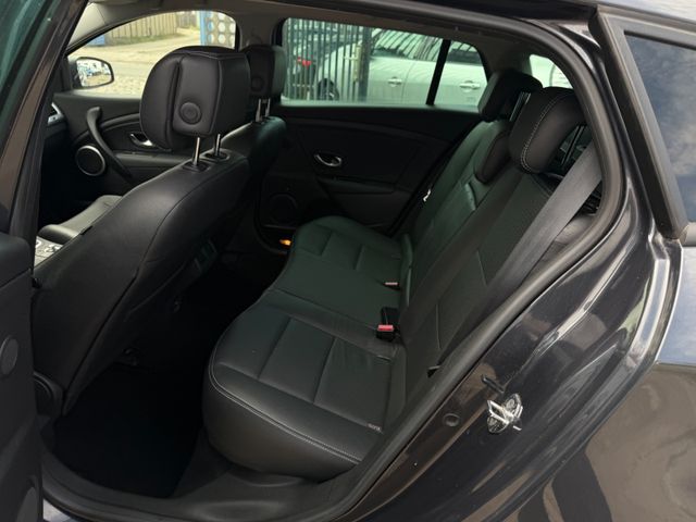 Megane III Grandtour 1.4 Luxe, TÜV & GARANTIE Bild 8