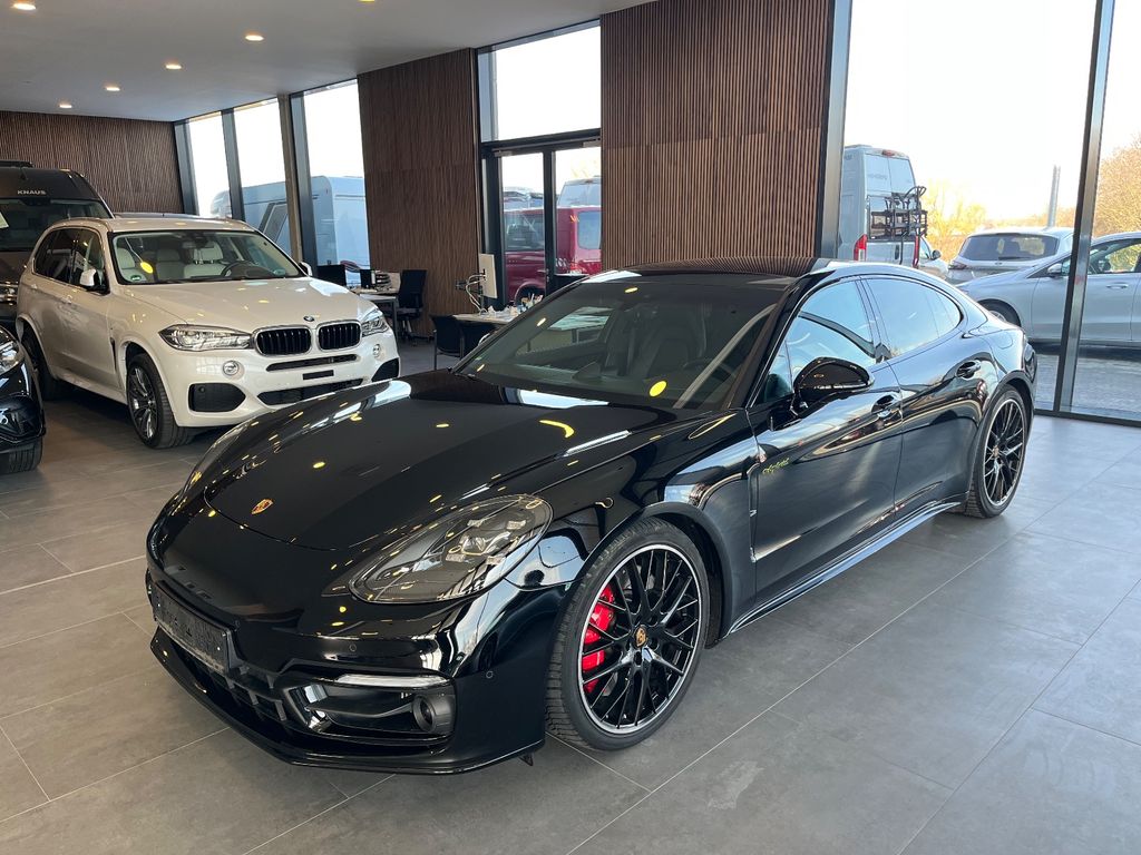 Image of Porsche Panamera