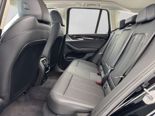 Fahrzeugabbildung BMW X3 xDrive 20d LED+Kamera+Head-Up+Leder+Sportsitz