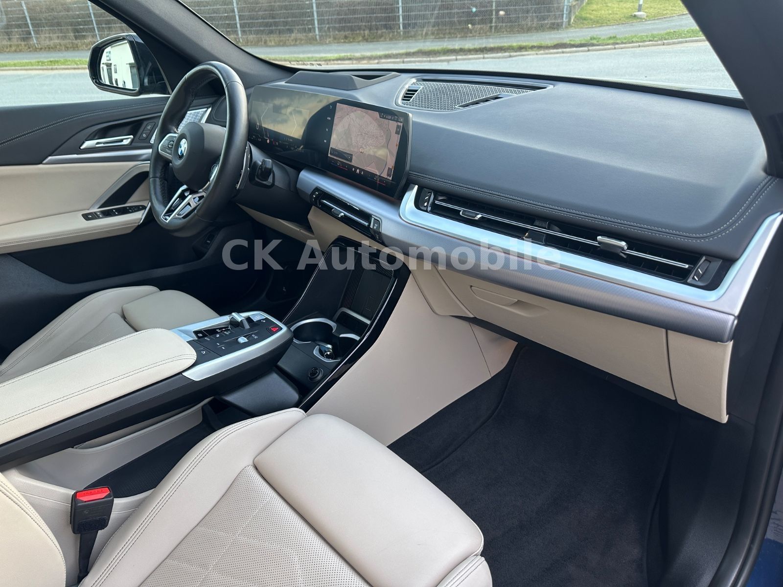 Fahrzeugabbildung BMW X1 20d xDrive xLine/Navi/Head-Up/Pano/LED/360°