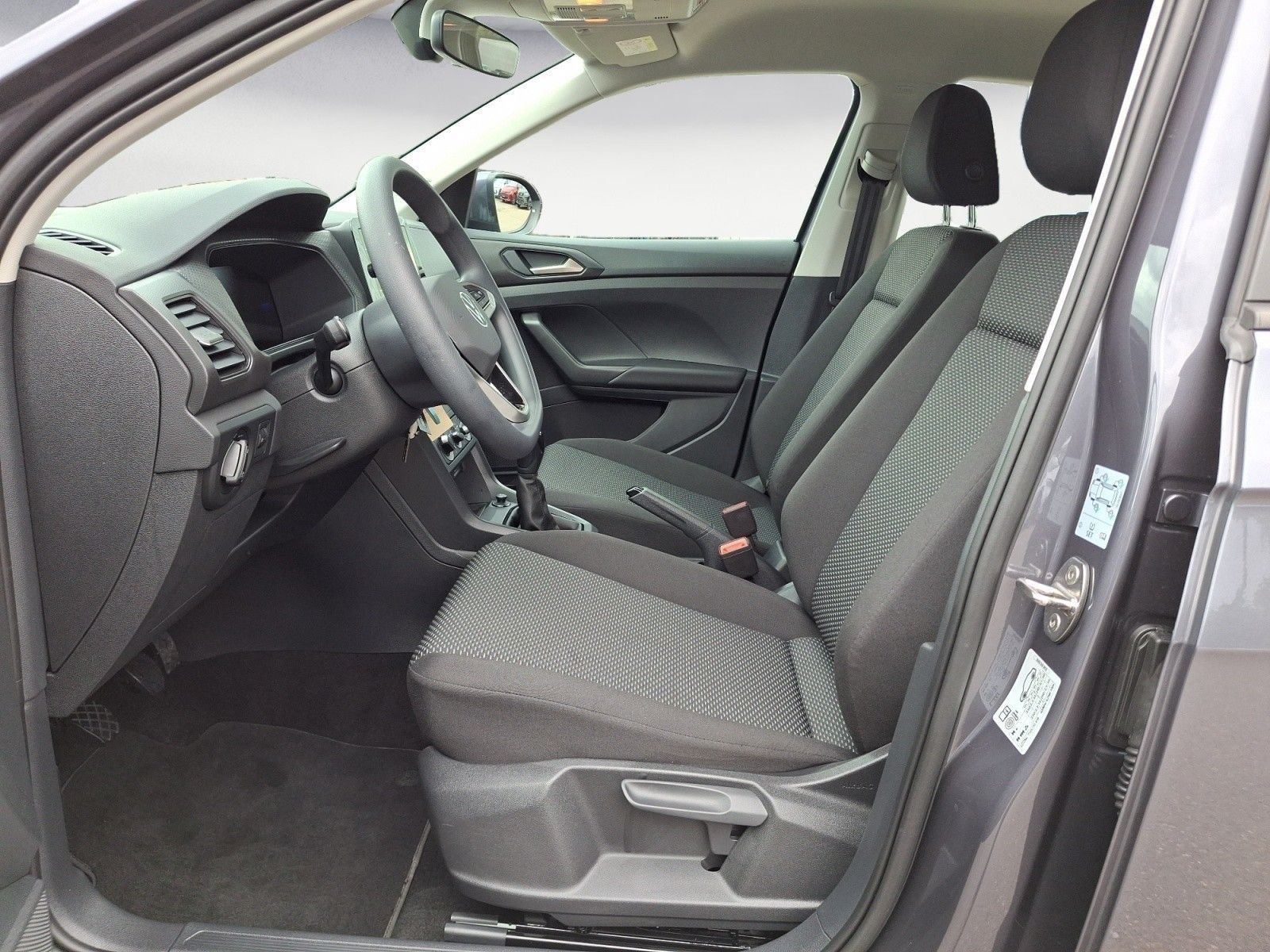 Volkswagen T-Cross - Bild 3