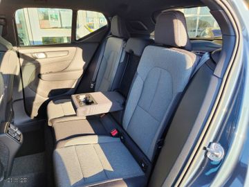 Volvo XC40 MHD Core 2WD KLIMA-LED-SHZG-NAVI-FSHZG