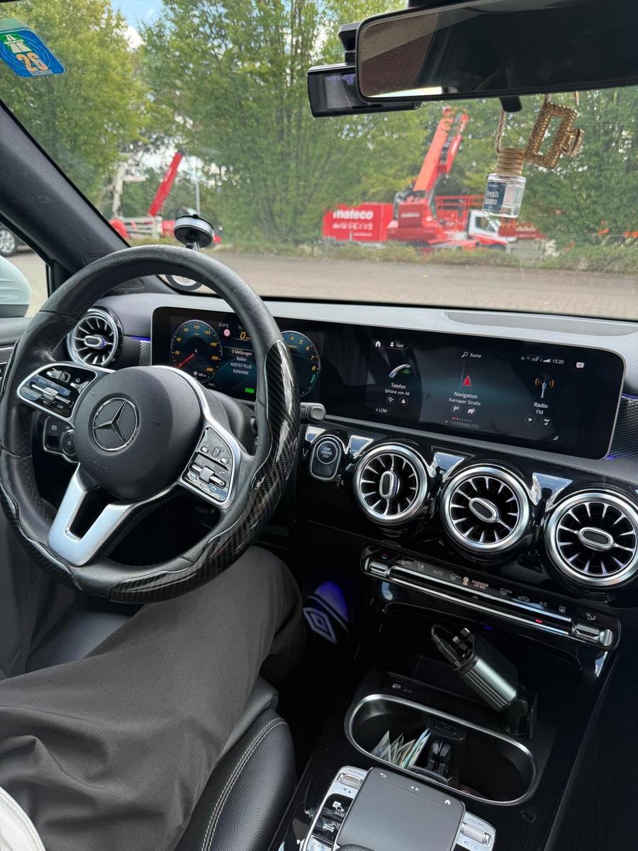 Mercedes-Benz A 250 e DCT Progressive