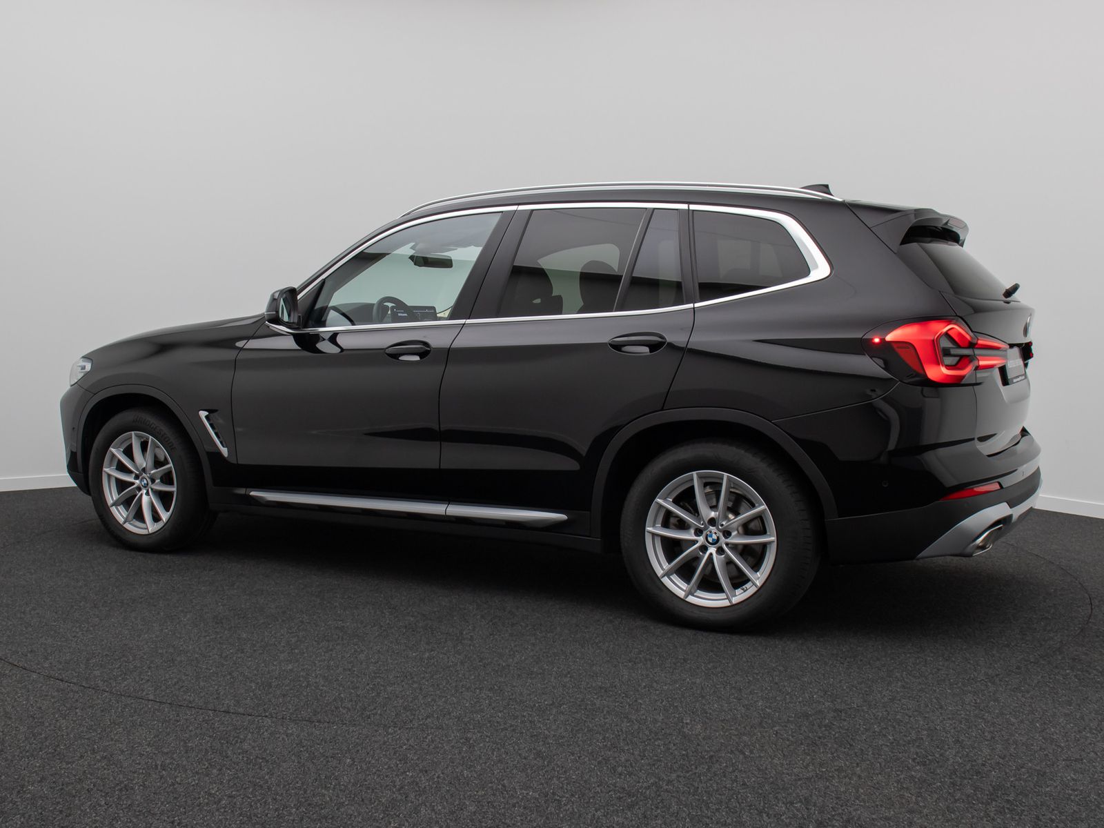 Fahrzeugabbildung BMW X3 xD20d Kamera DAB H/K Leder Sportsitz 18Zoll