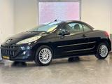 Peugeot 207 Cabriolet Premium - Peugeot 207 mit Benzin-Antrieb: Coupé