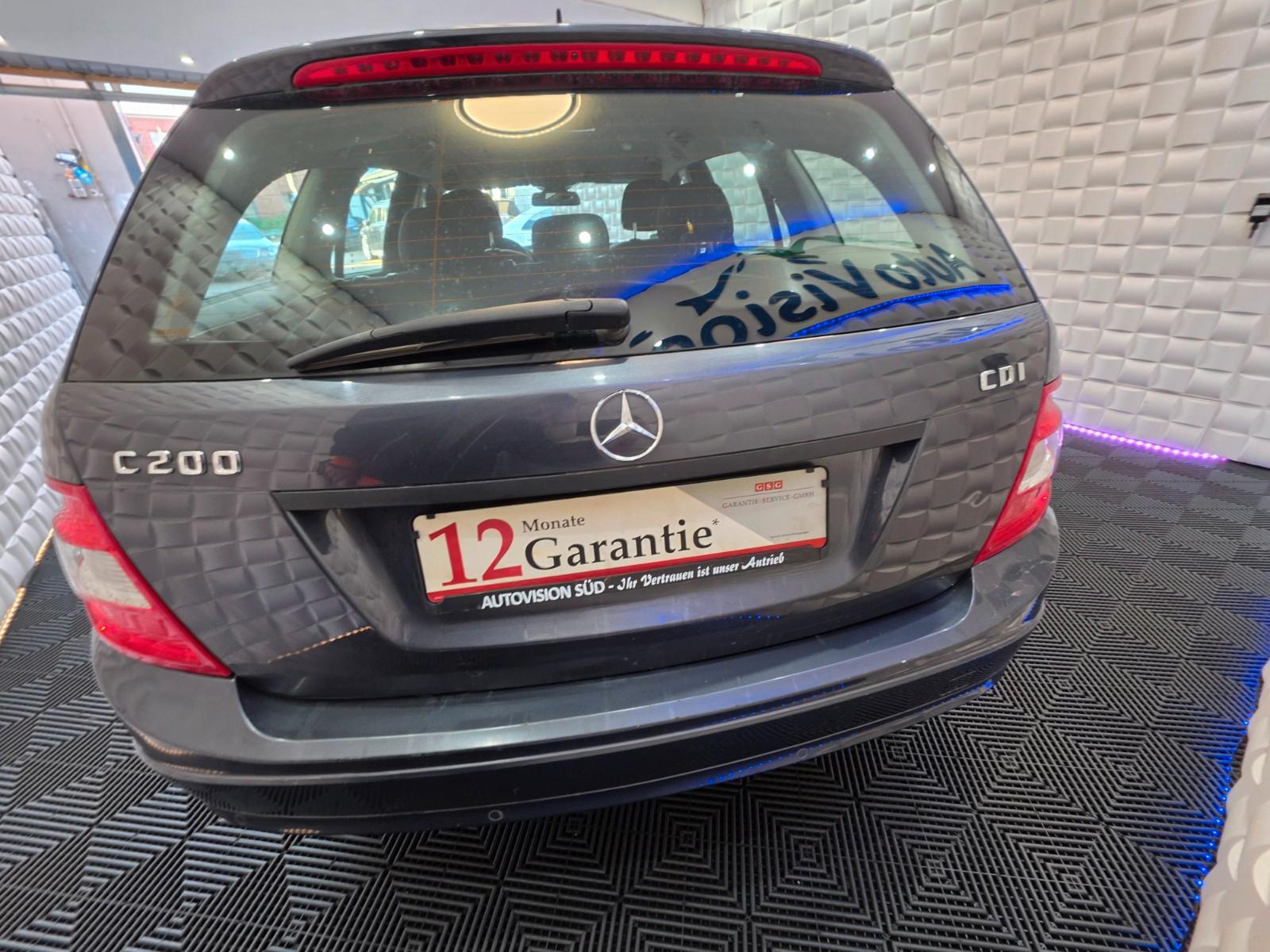 Mercedes-Benz C200 2010 — engine 2.143 cm³, 136 HP (100kW)
