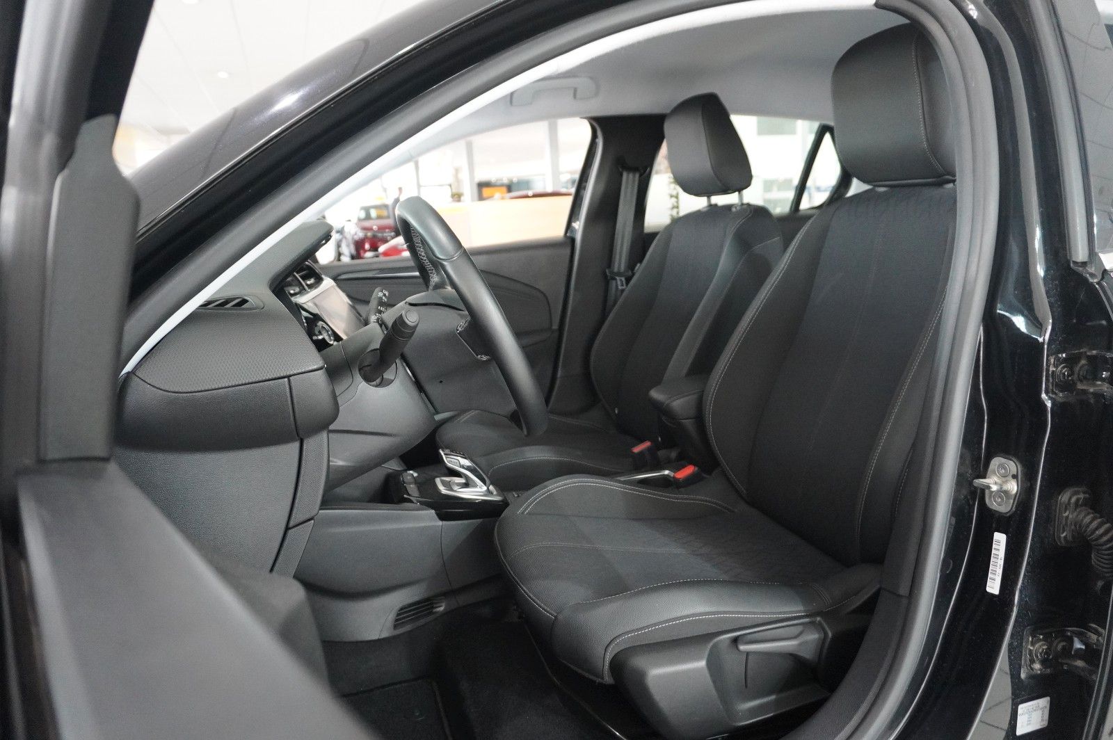Fahrzeugabbildung Opel Corsa-e F ELEGANCE 3-PHASIG NAVI/LED/KAMERA/DAB+