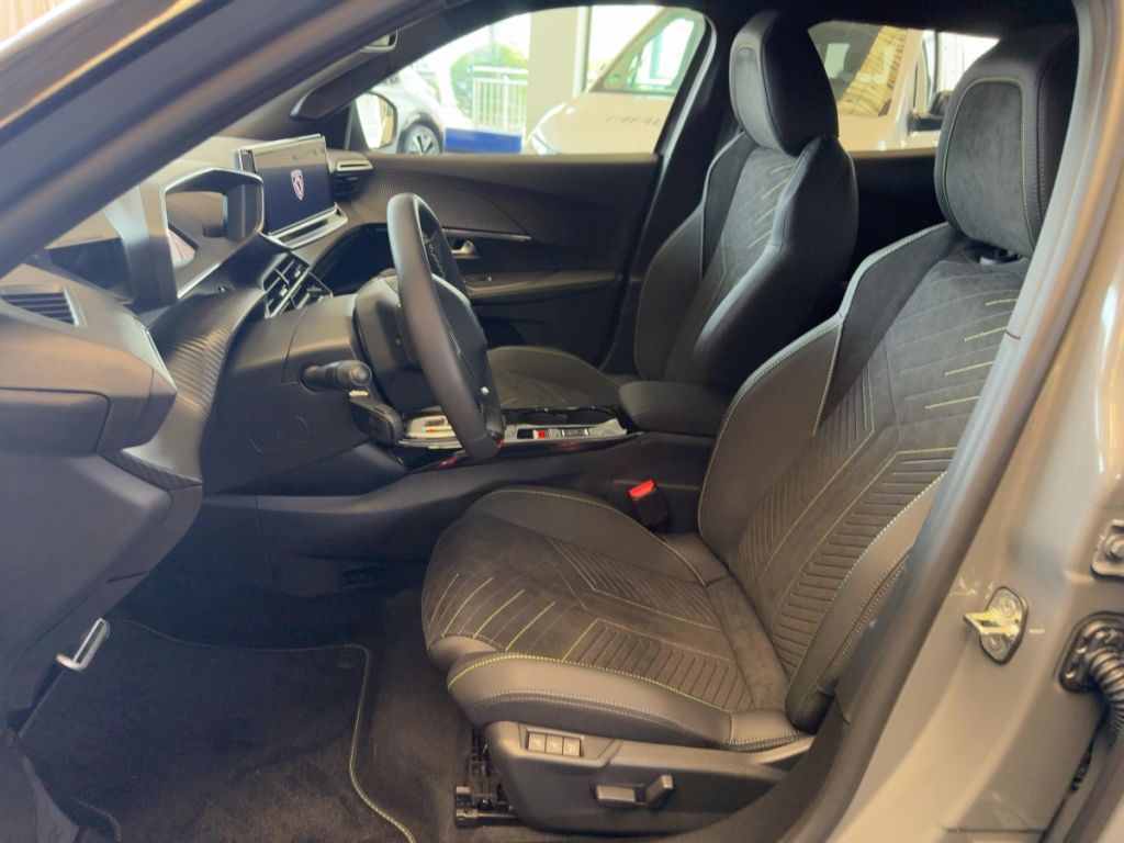Peugeot 2008 - Bild 8