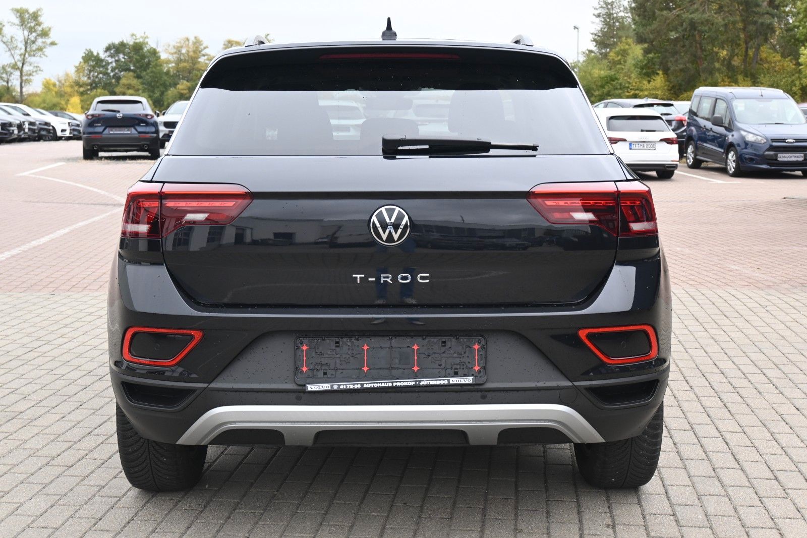 Fahrzeugabbildung Volkswagen T-Roc 1.5 TSI DSG Life*DAB*PDC*AppleCarPlay*SHZG