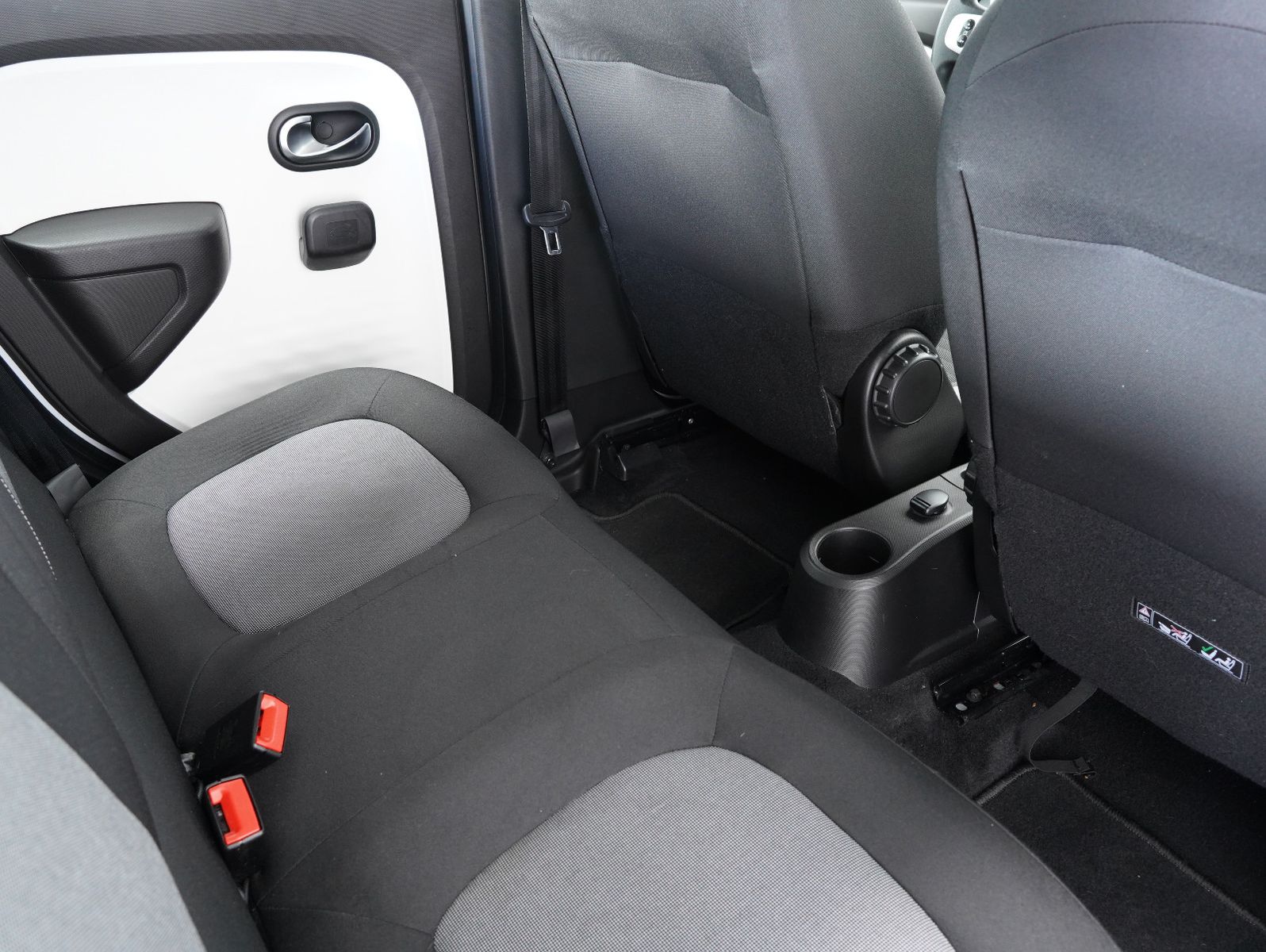Fahrzeugabbildung Renault Twingo Zen Electric