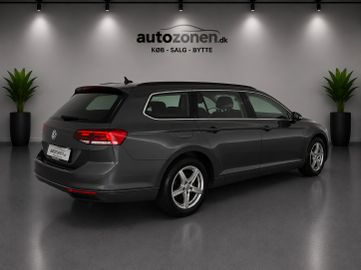 Volkswagen Passat Variant - 4