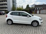 Volkswagen Polo V Highline Navi klimaautomatik Alufelgen - VW Polo Gebrauchtwagen Alufelgen
