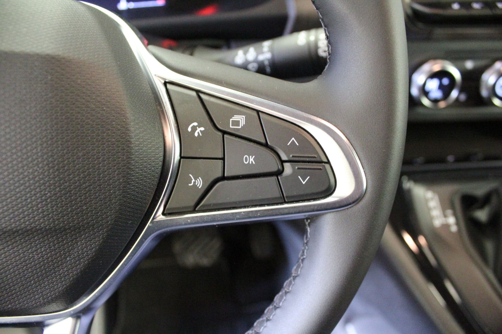 Fahrzeugabbildung Renault Kangoo Grand Techno TCe 130 EDC 7-Sitzer