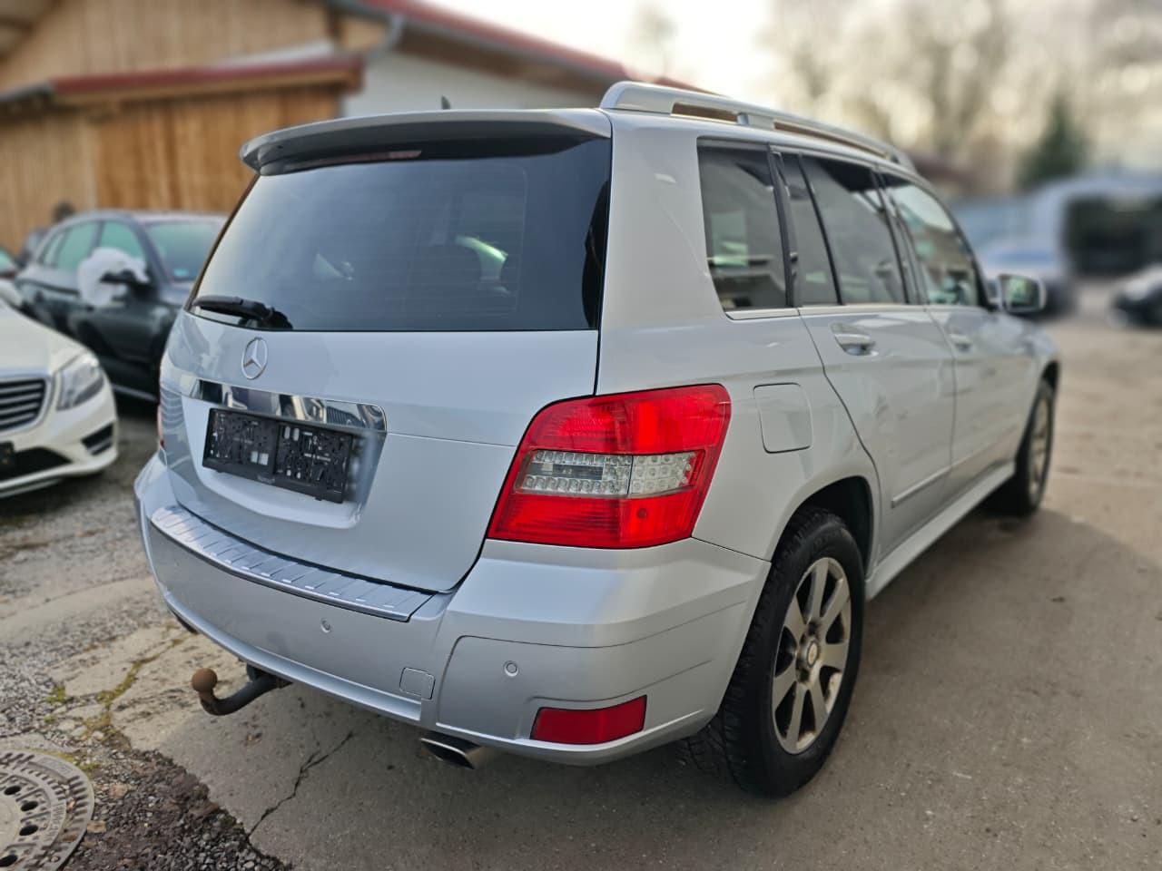 Mercedes-Benz GLK220 2010 — photo 9
