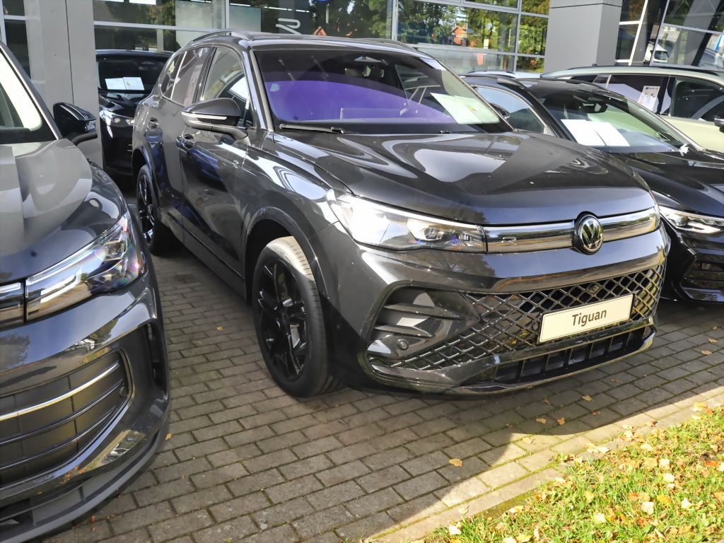 Volkswagen Tiguan R-Line 2,0 TDI SCR 4M Komfort-Sitz Navi imagem 3